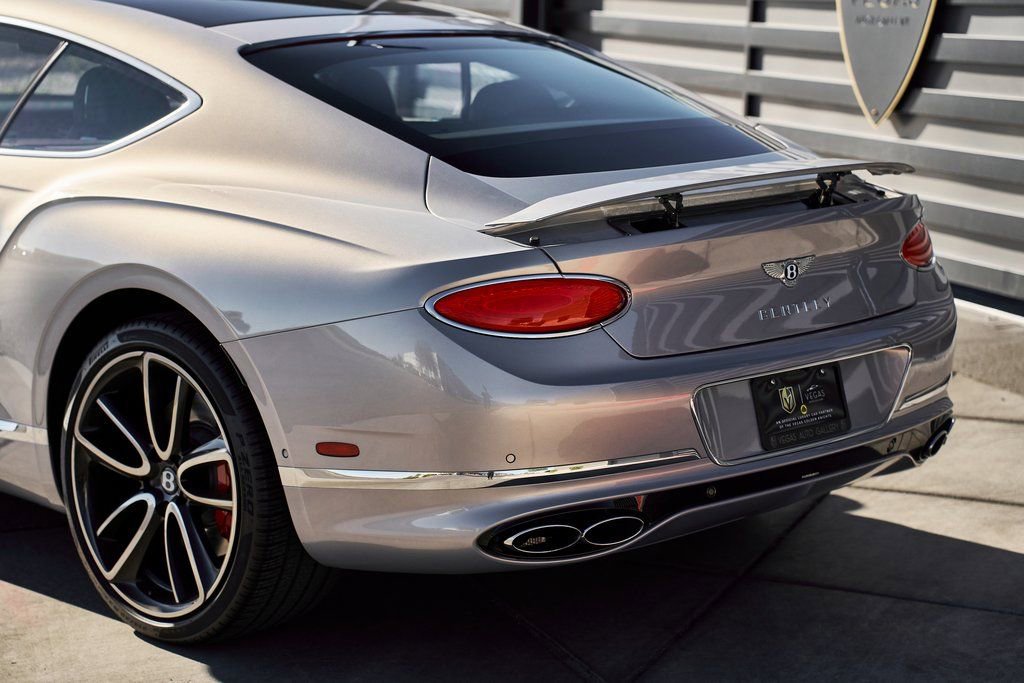 Used 2023 Bentley Continental GT Azure AWD/4WD image 12