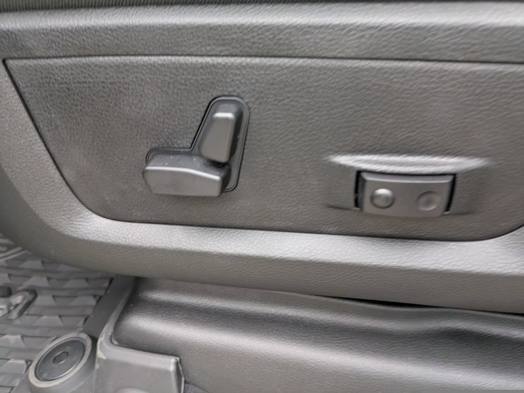 New 2026 RAM 2500 Big Horn AWD/4WD image 22