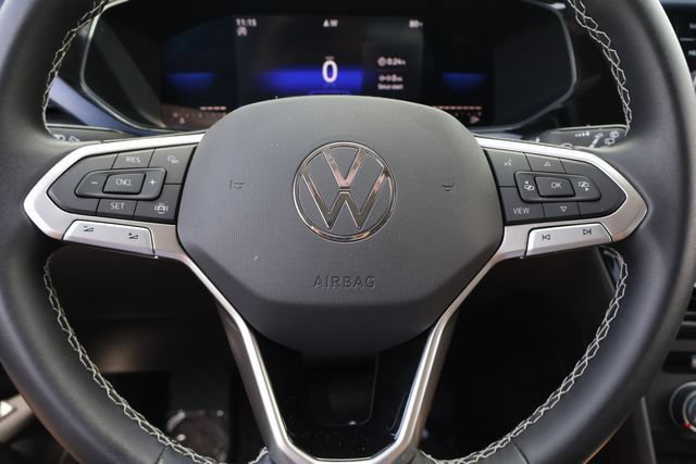 Certified 2022 Volkswagen Taos SE FWD image 21