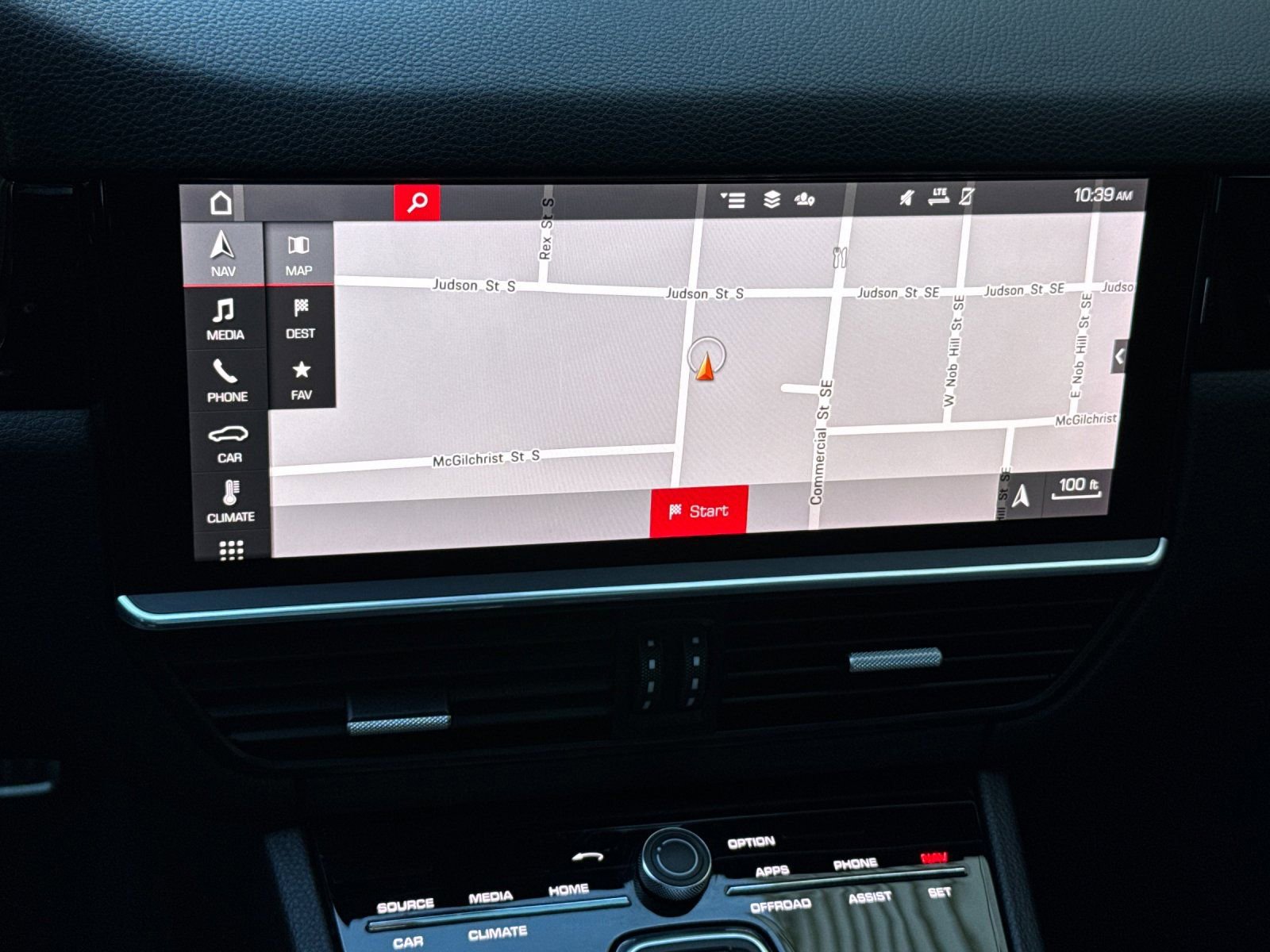 Used 2021 Porsche Cayenne S image 19