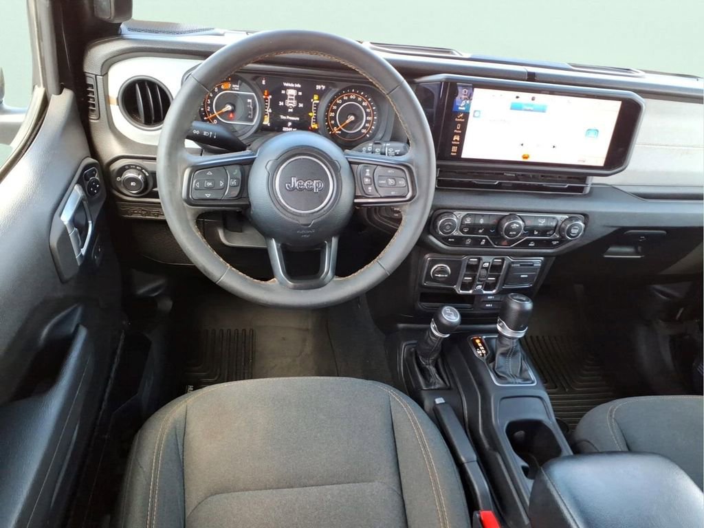 Used 2024 Jeep Wrangler Unlimited Sport AWD/4WD image 18