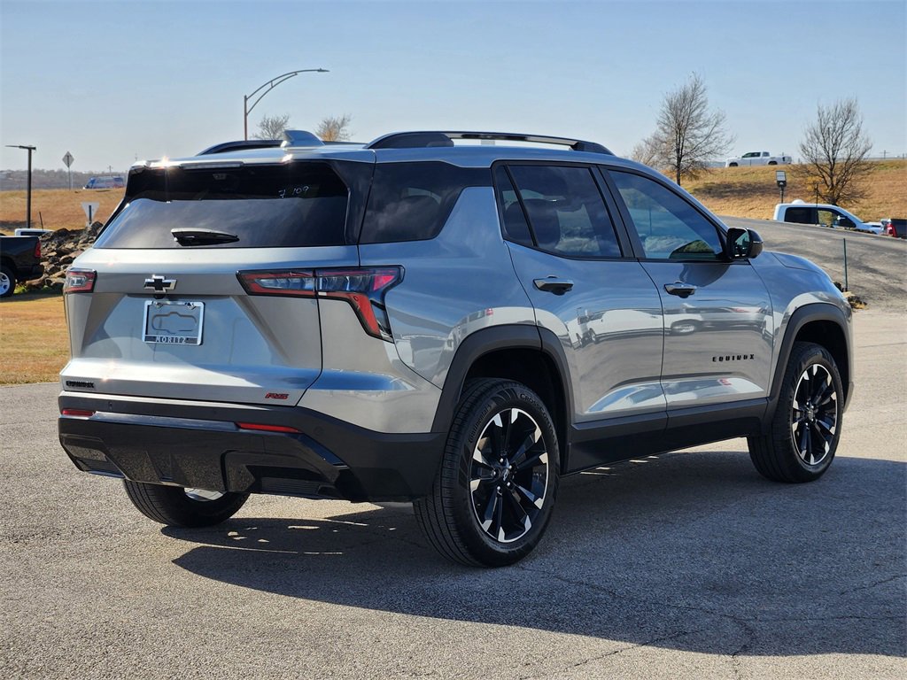 Used 2025 Chevrolet Equinox RS w/ Safety and Technology Package image 8