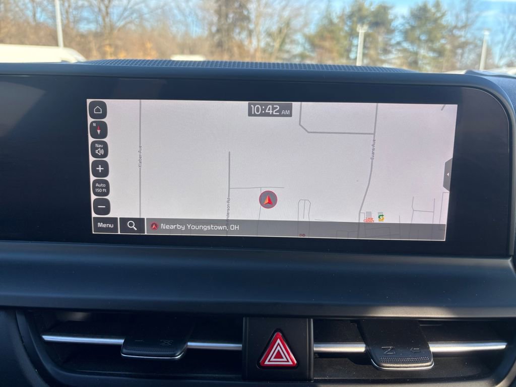 Certified 2024 Kia Seltos SX w/ SX Sunroof Package image 12