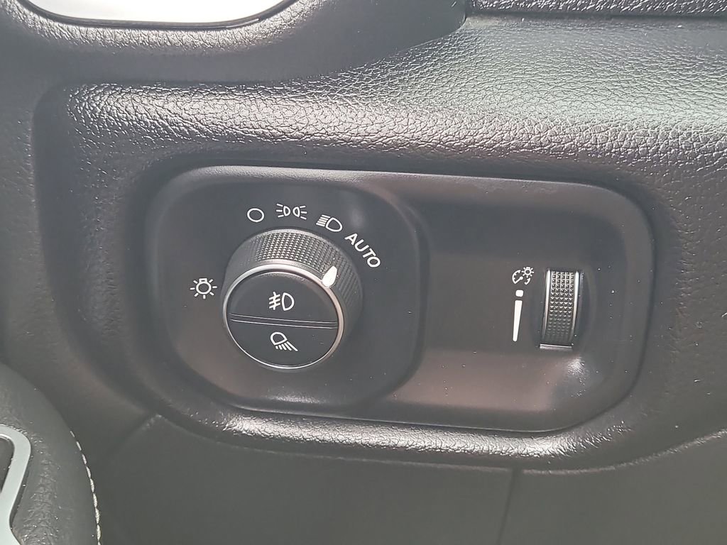 Used 2024 RAM 2500 Big Horn AWD/4WD image 27