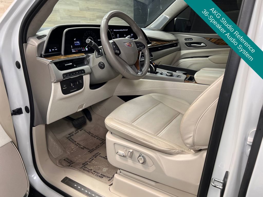 Used 2022 Cadillac Escalade ESV Sport Platinum AWD/4WD image 3