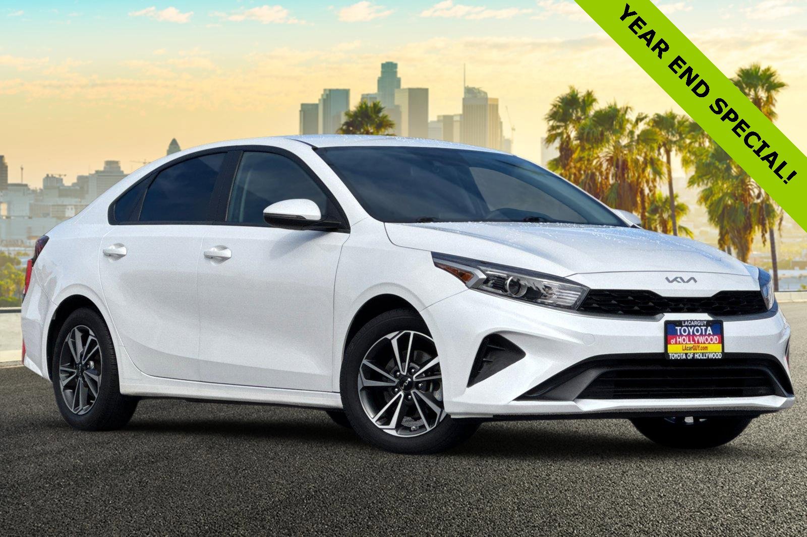 Used 2023 Kia Forte LXS w/ LXS Technology Package image 2