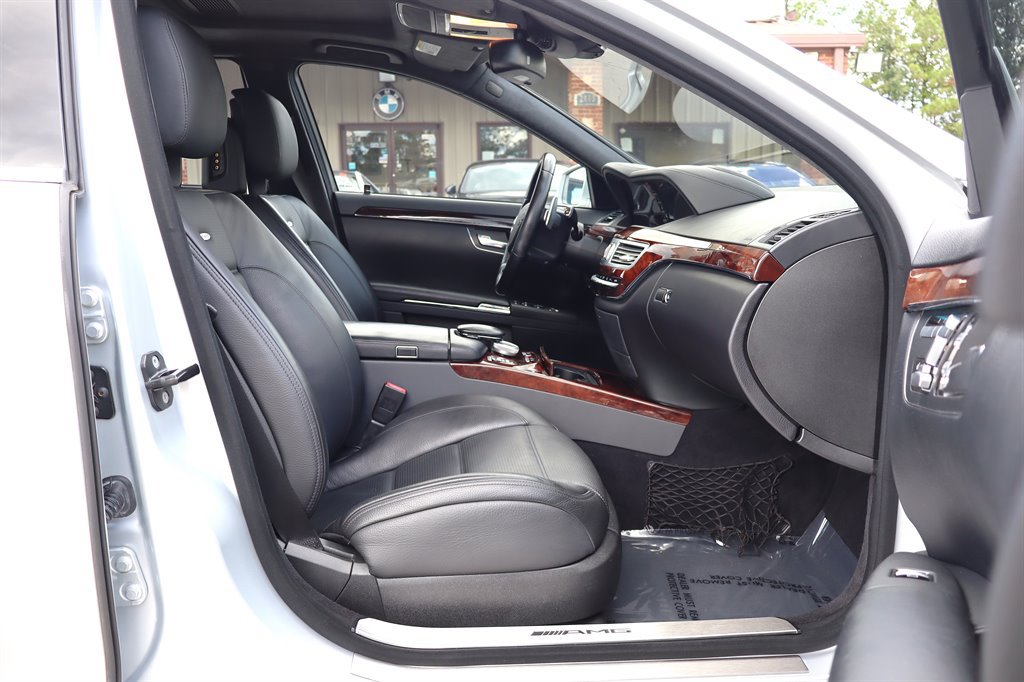 Used 2010 Mercedes-Benz S 63 AMG image 24