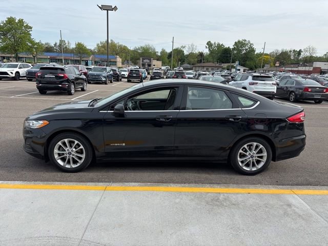 Used 2019 Ford Fusion SE FWD image 10