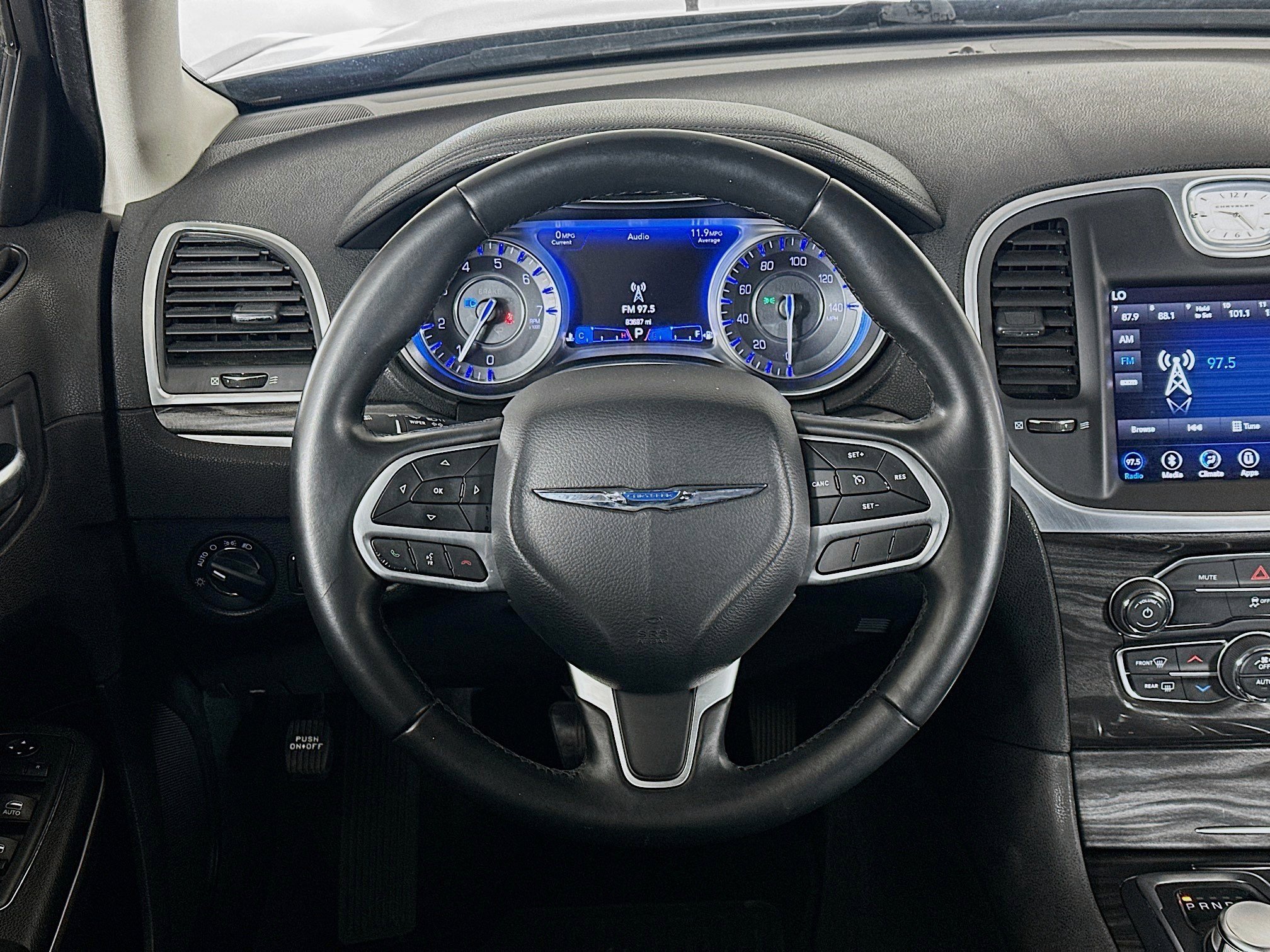 Used 2019 Chrysler 300 Touring w/ Sport Appearance Package image 18