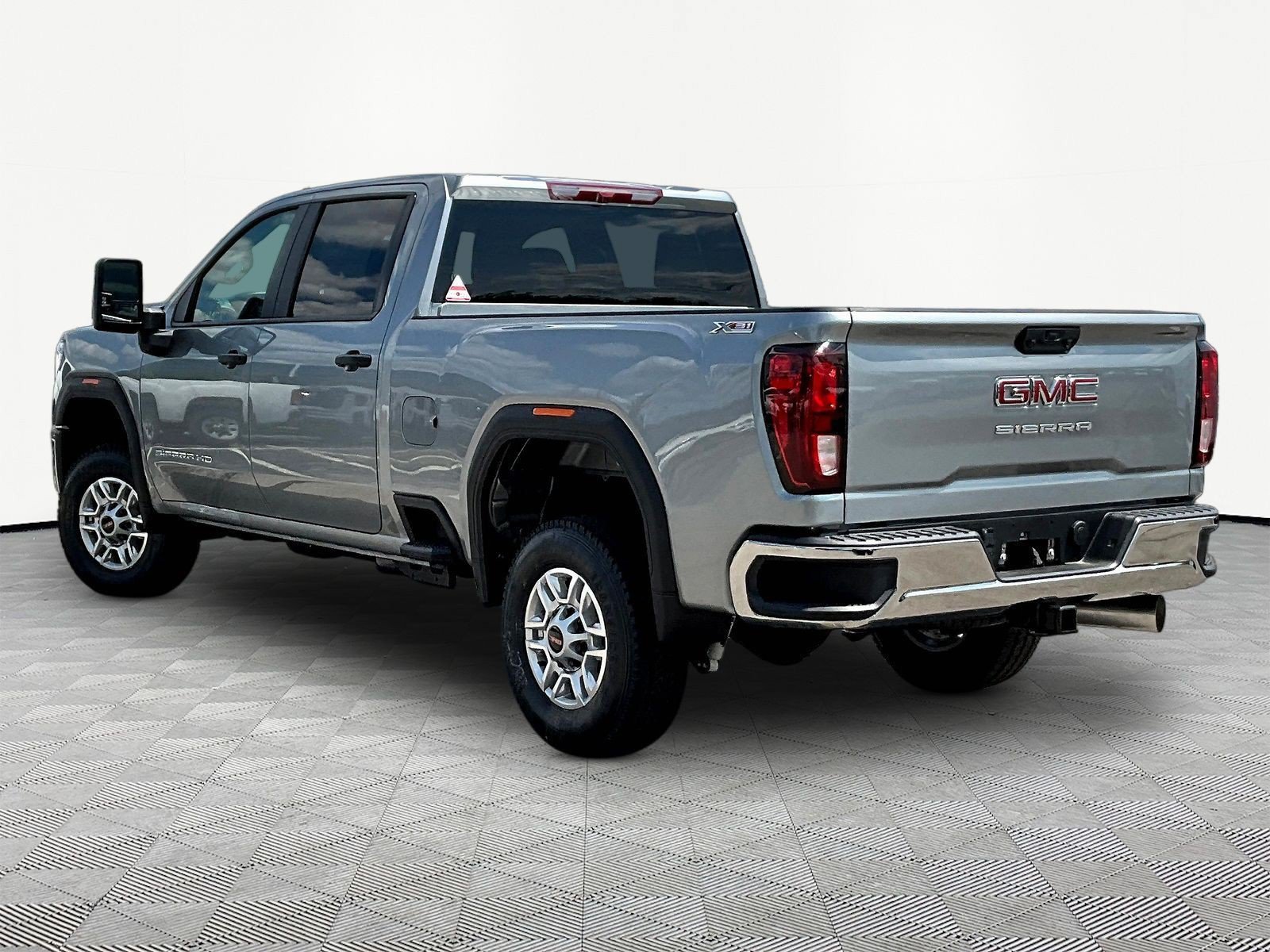 New 2026 GMC Sierra 2500 Pro w/ Convenience Package AWD/4WD image 4