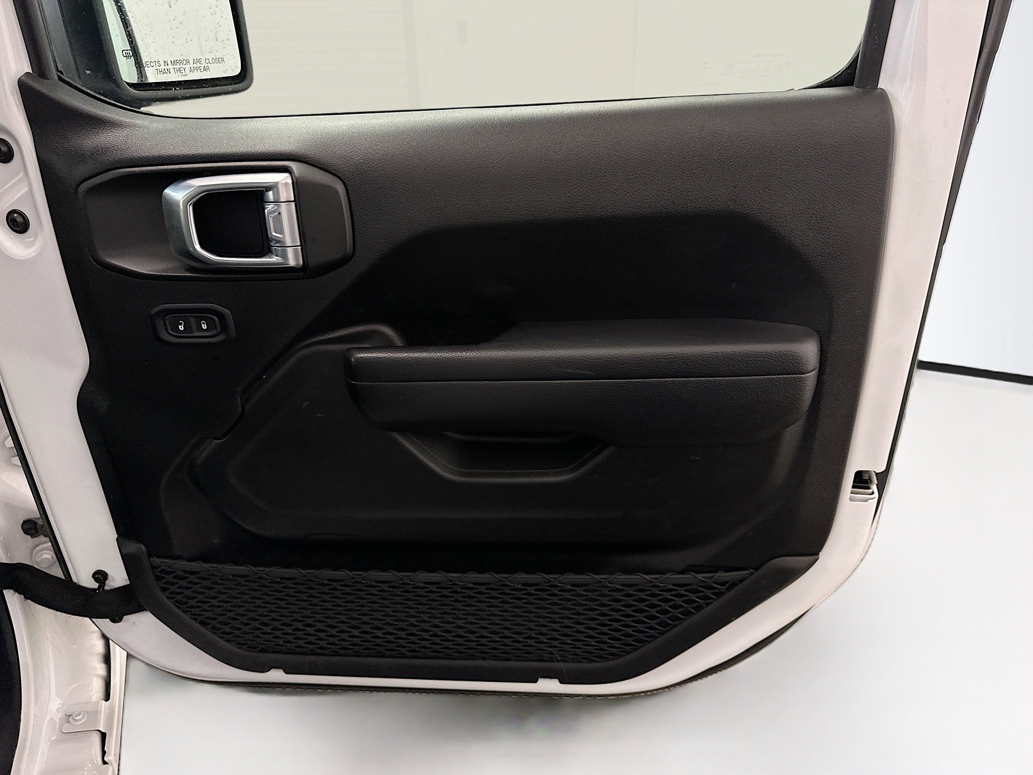 Used 2024 Jeep Wrangler Sport S image 32