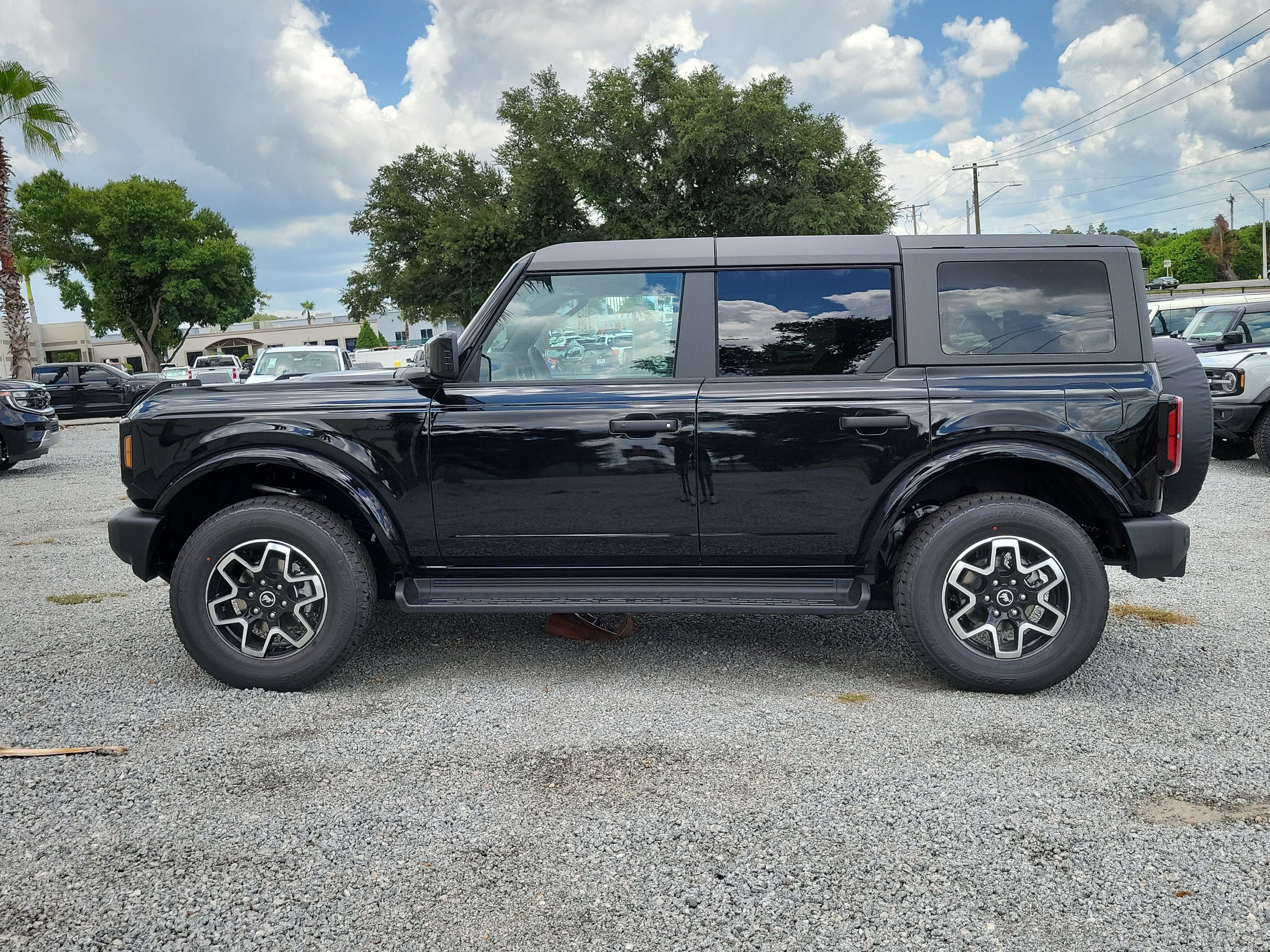 New 2026 Ford Bronco Outer Banks AWD/4WD image 7