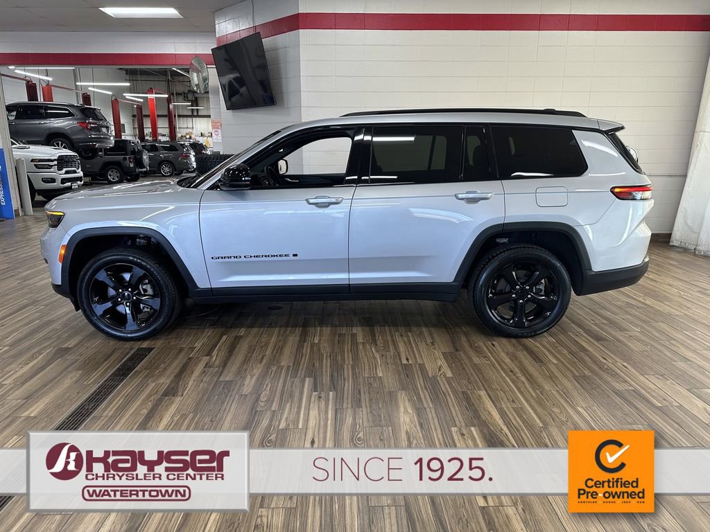 Certified 2023 Jeep Grand Cherokee L Laredo AWD/4WD image 2