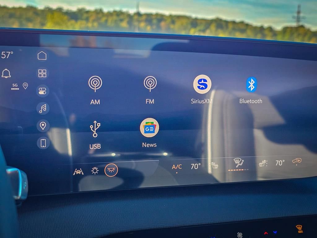 New 2026 Buick Enclave Sport Touring w/ Power Package image 25