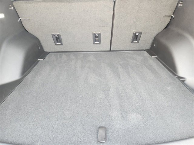 New 2025 Chevrolet Equinox EV LT image 23