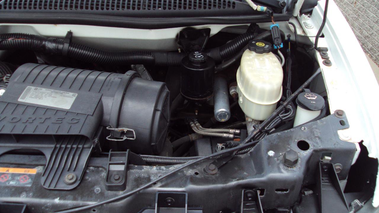 Used 2013 Chevrolet Express 1500 LS AWD/4WD image 28