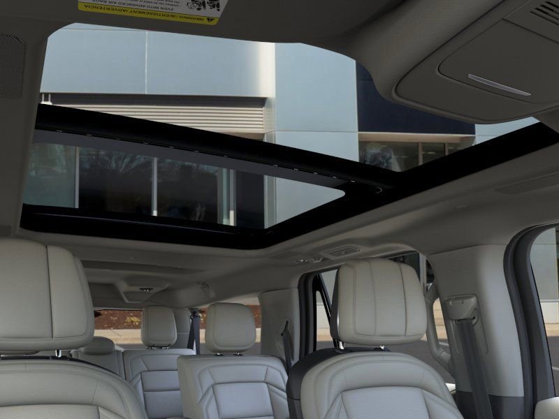 New 2026 Lincoln Navigator L Reserve AWD/4WD image 22
