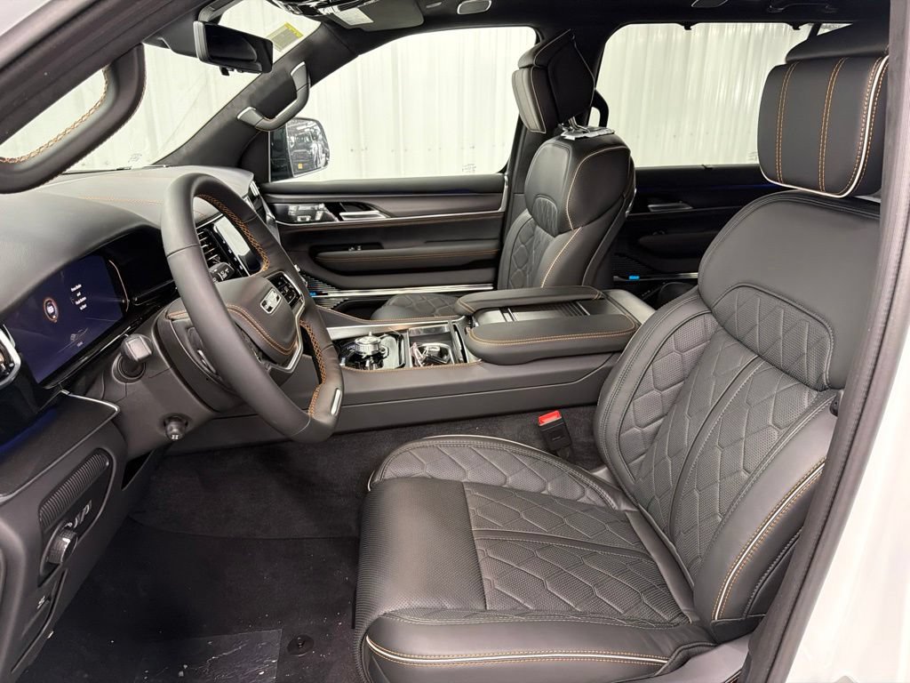 New 2026 Jeep Grand Wagoneer L Summit AWD/4WD image 20