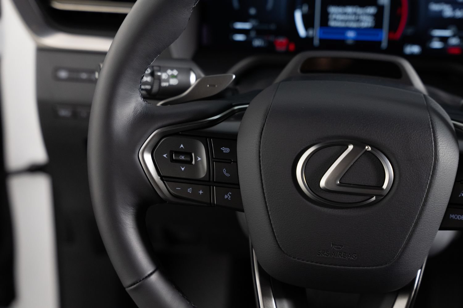 Used 2026 Lexus GX 550 w/ Accessory Package (ZB) AWD/4WD image 36