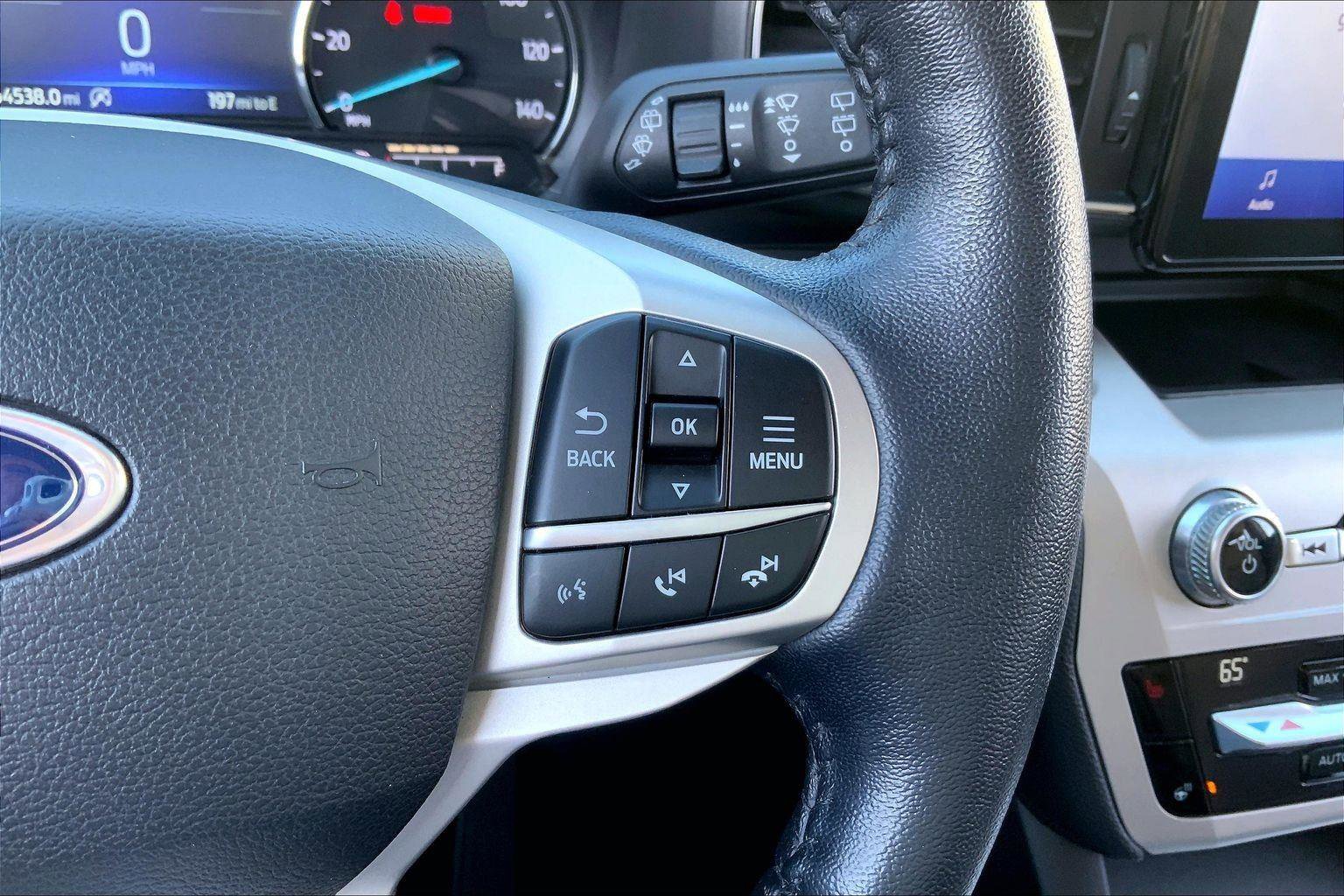 Used 2021 Ford Explorer XLT w/ Equipment Group 202A image 2