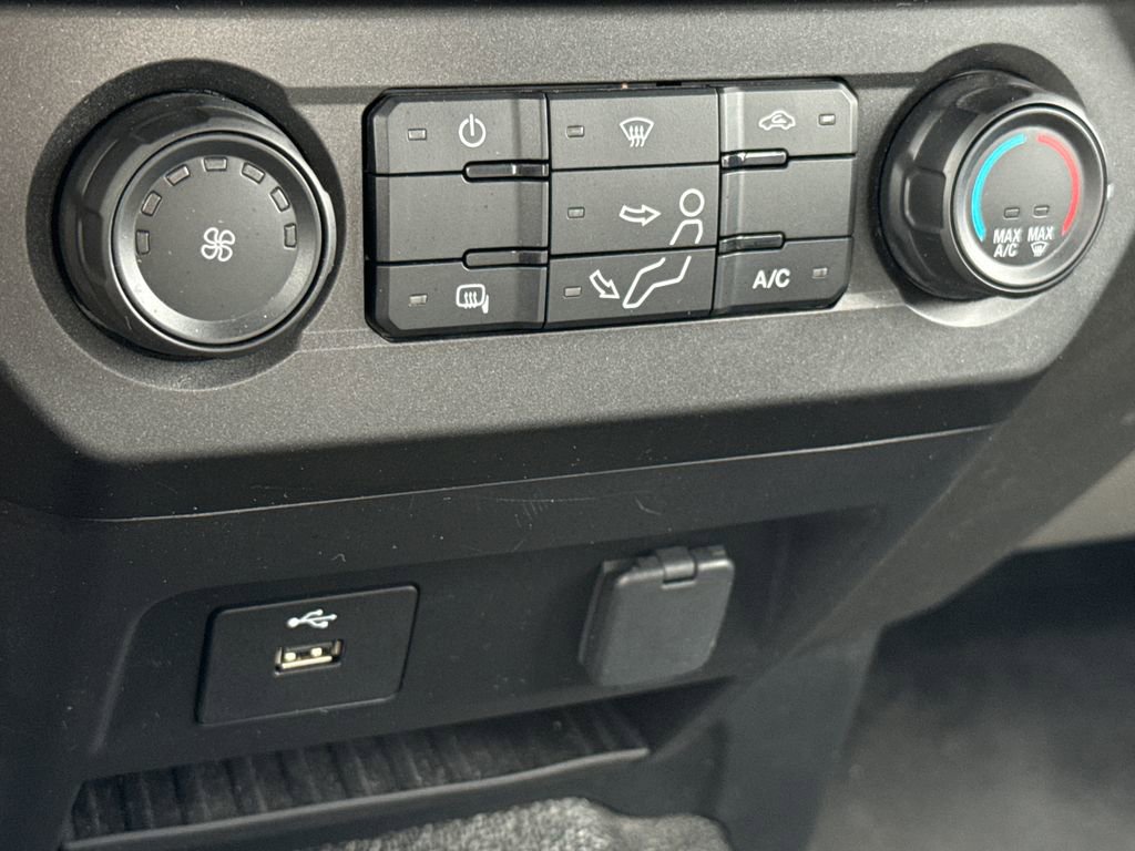 Used 2020 Ford F350 XL w/ Power Equipment Group image 21