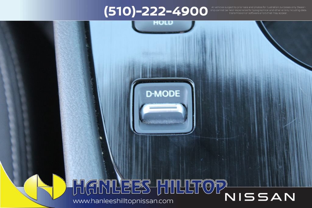 Used 2025 Nissan Rogue SV FWD image 21