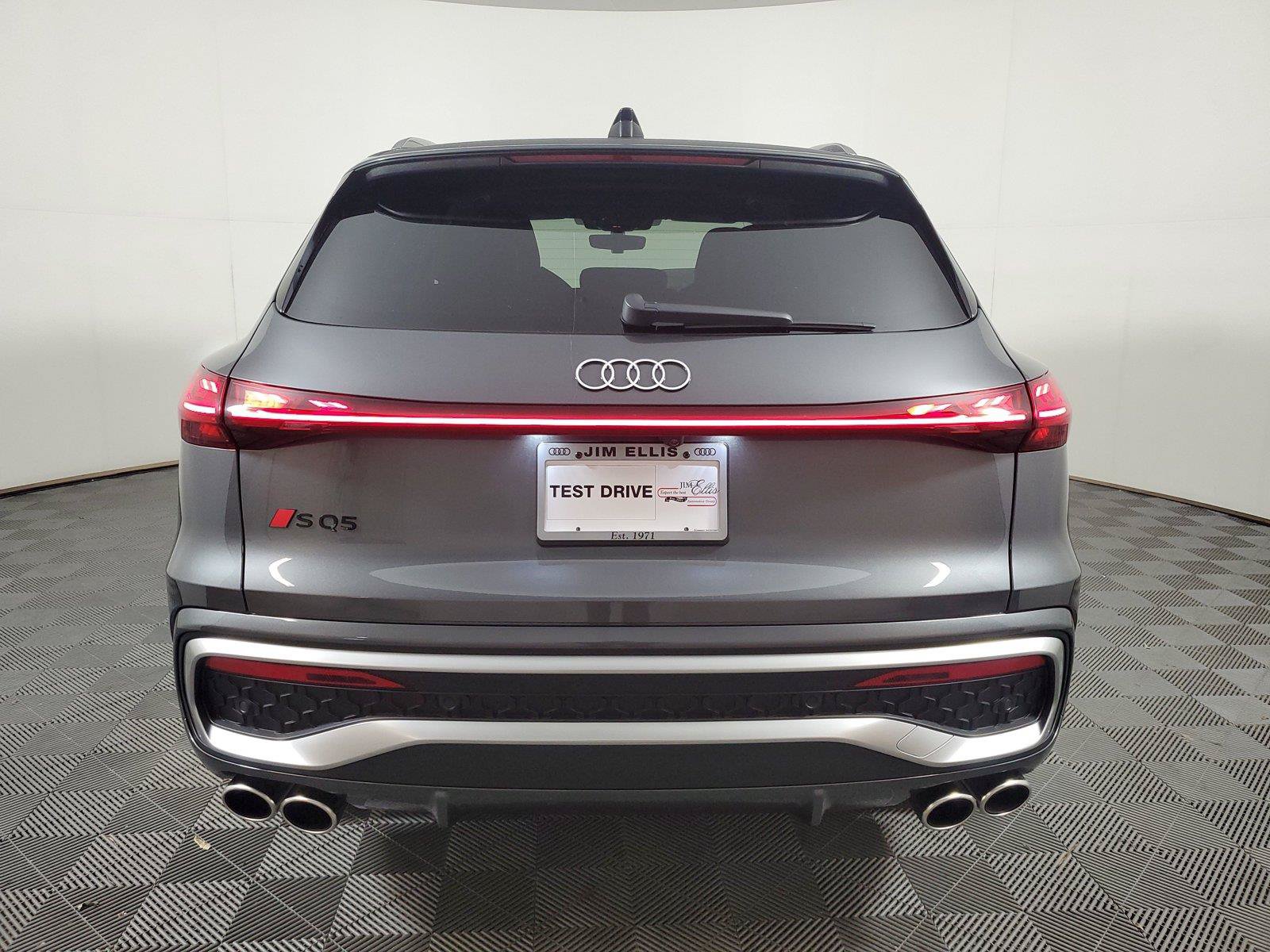 New 2026 Audi SQ5 Prestige AWD/4WD image 5