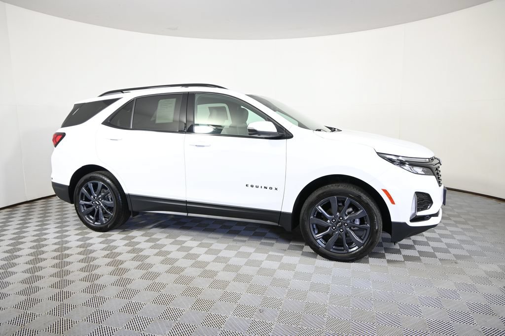 Used 2024 Chevrolet Equinox RS AWD/4WD image 8