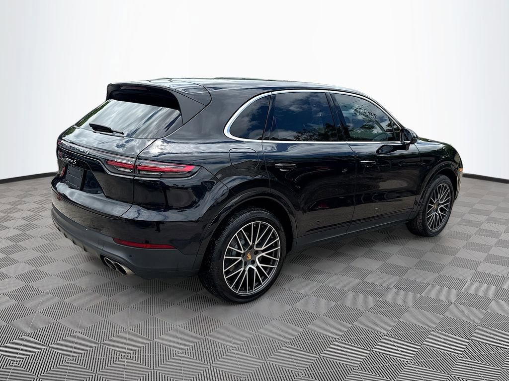 Used 2021 Porsche Cayenne S AWD/4WD image 6
