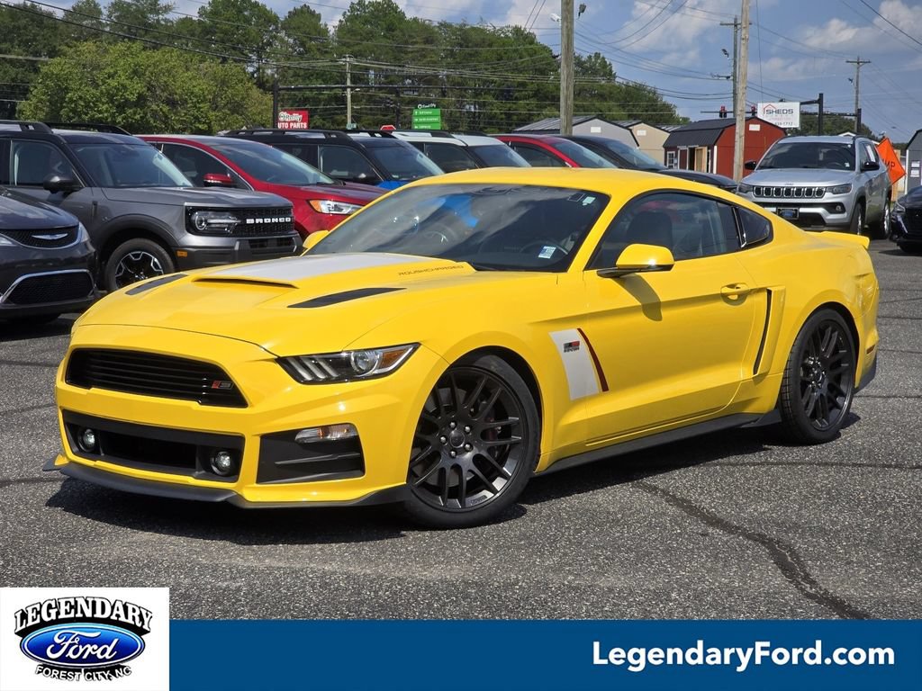 Used 2017 Ford Mustang GT Premium w/ GT Performance Package RWD image 1