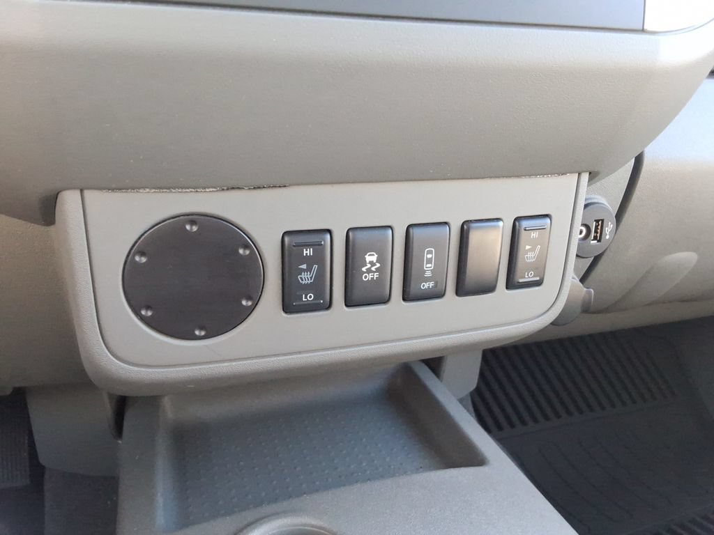 Used 2021 Nissan Frontier SV RWD image 33