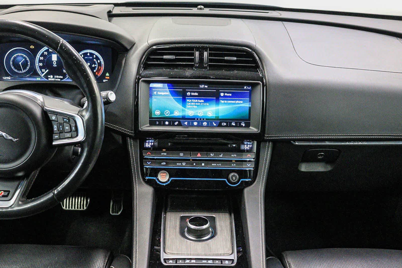 Used 2017 Jaguar F-PACE S AWD/4WD image 15