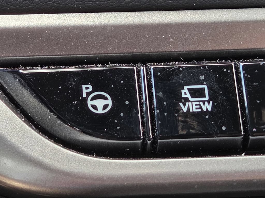 Certified 2025 Lexus RX 350 AWD w/ Convenience Package image 19
