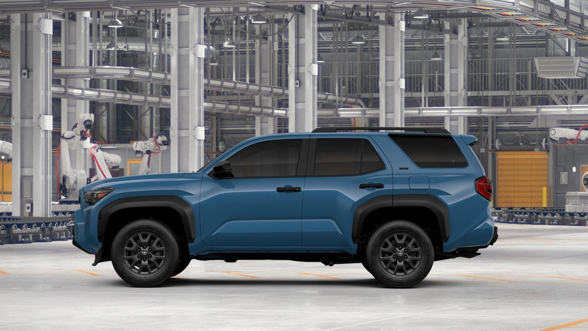 New 2026 Toyota 4Runner SR5 AWD/4WD image 4