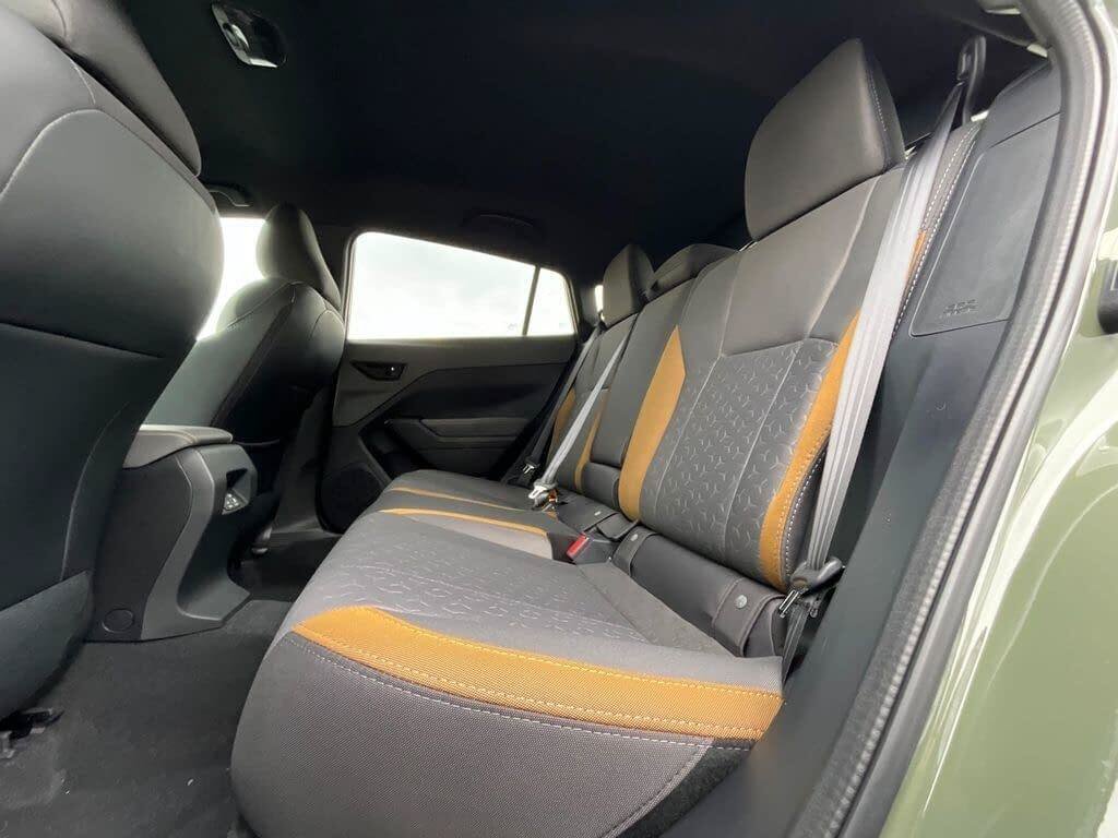 Used 2025 Subaru Crosstrek 2.5i Sport w/ Crosstrek Mirror Package AWD/4WD image 13
