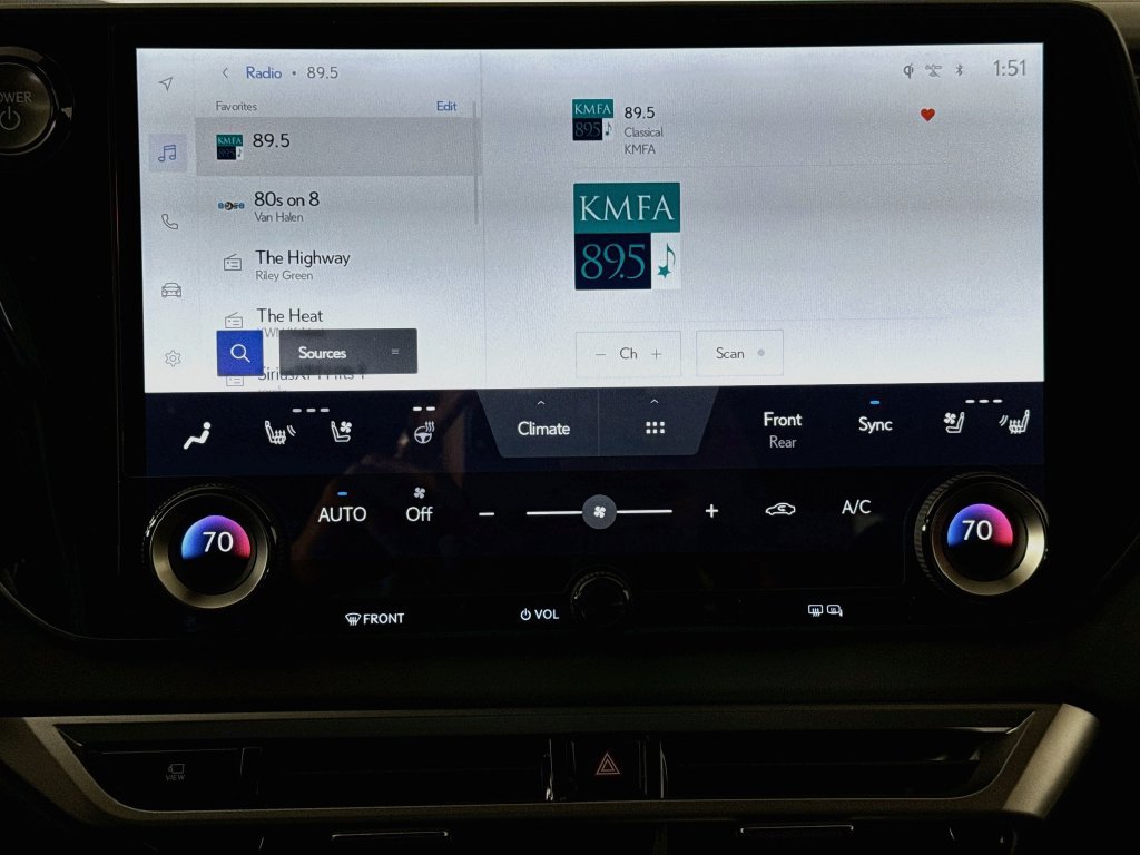 New 2026 Lexus RX 450h AWD w/ Convenience Package image 11