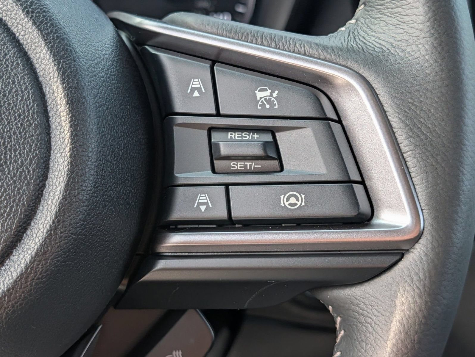 New 2026 Subaru Ascent Premium AWD/4WD image 33
