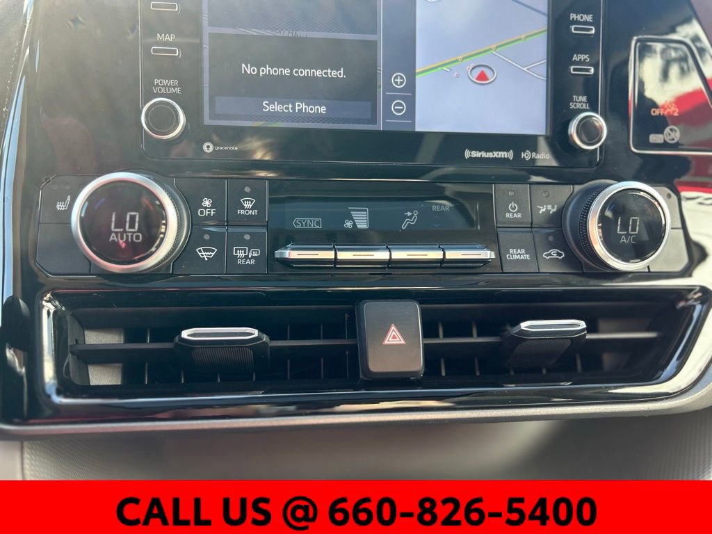 Used 2022 Toyota Highlander XLE image 24