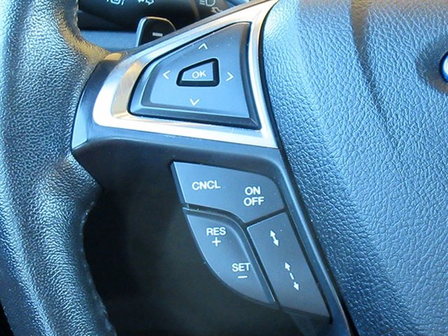 Used 2020 Ford Fusion Titanium FWD image 19