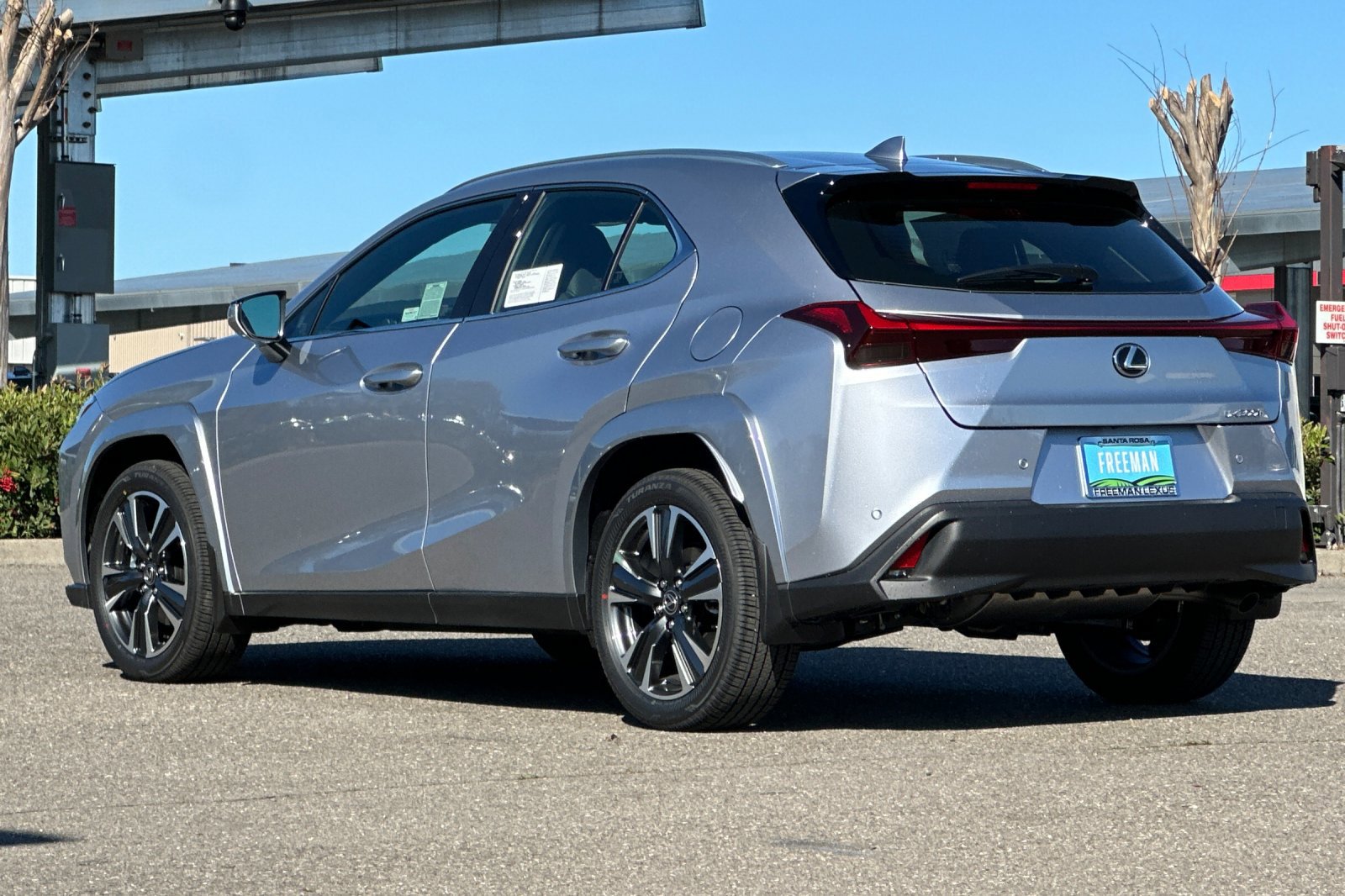 New 2026 Lexus UX 300h FWD image 6