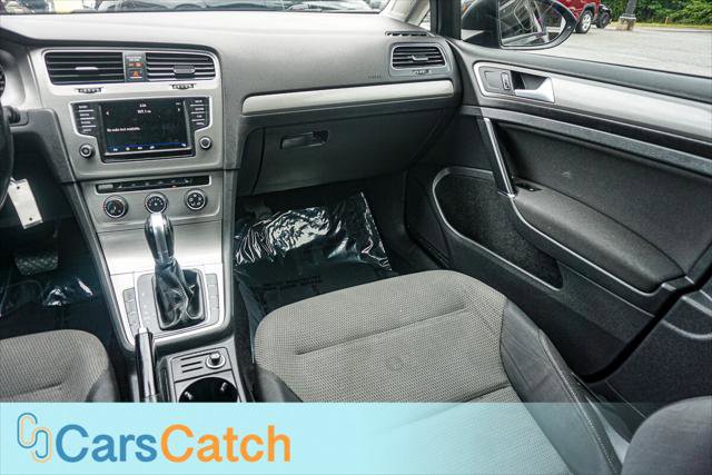 Used 2017 Volkswagen Golf S AWD/4WD image 23