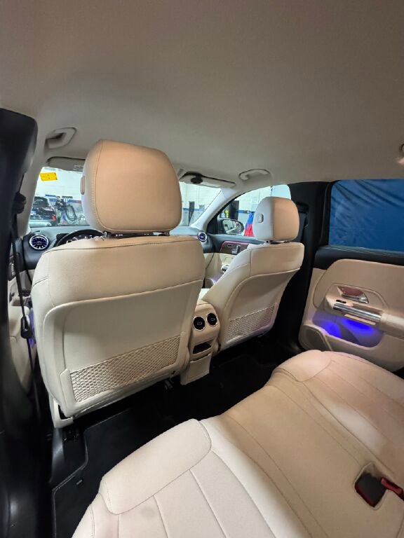 Certified 2023 Mercedes-Benz GLA 250 4MATIC image 17