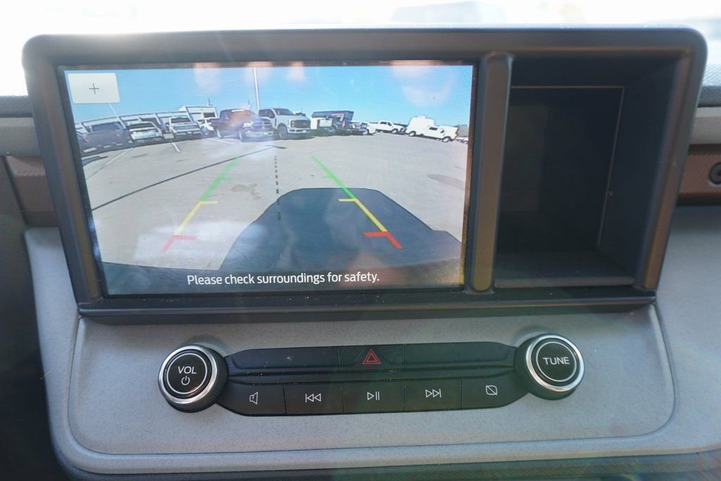 Used 2023 Ford Maverick Lariat w/ Lariat Luxury Package image 9