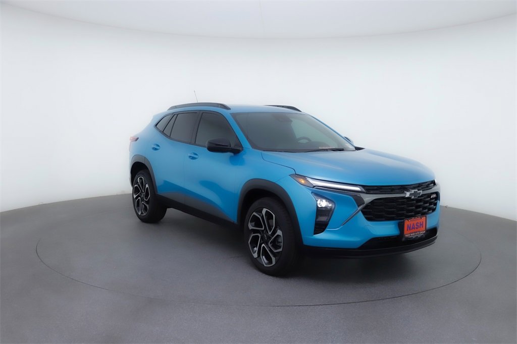 Used 2025 Chevrolet Trax RS w/ Driver Confidence Package image 11