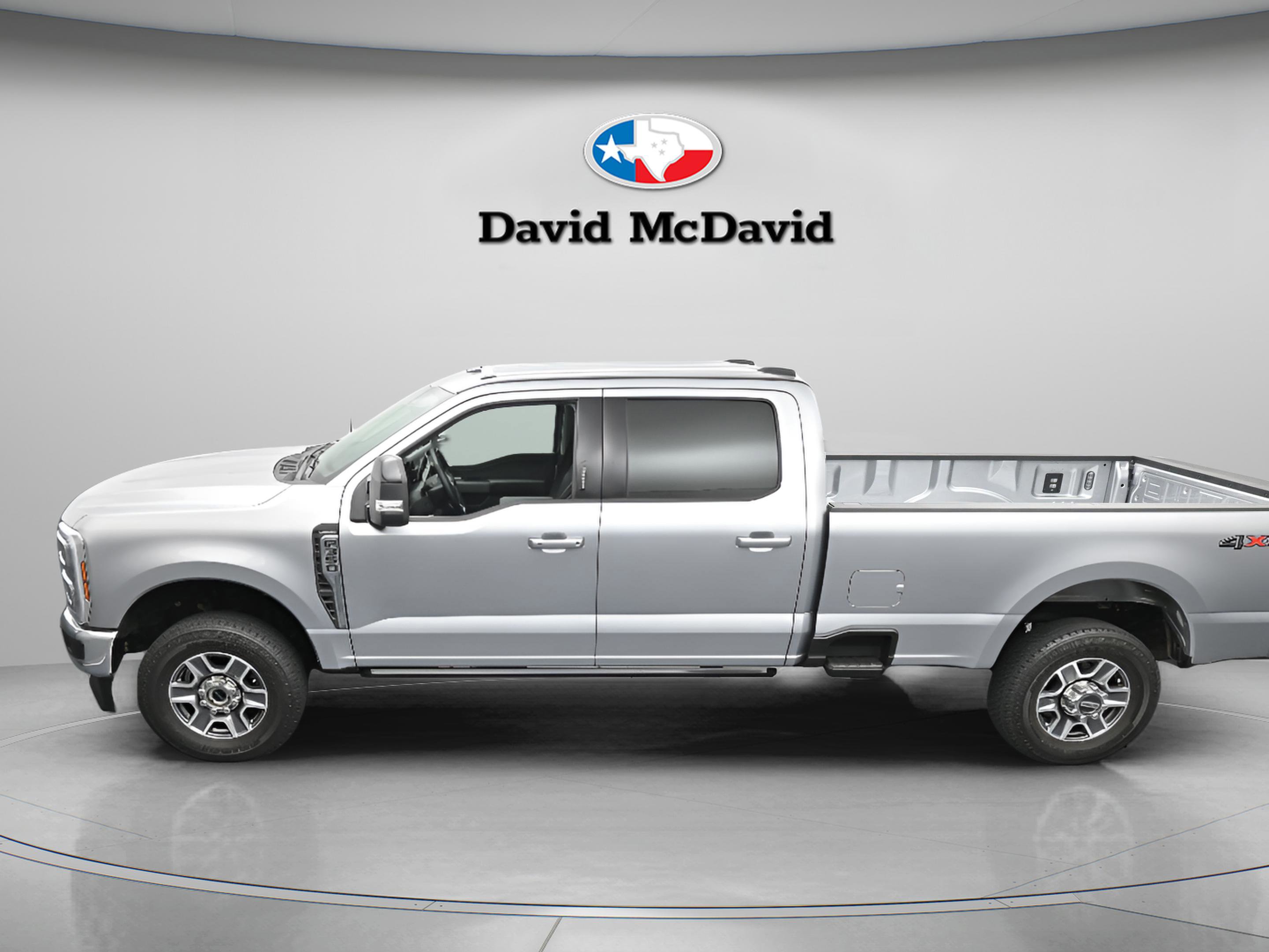 Used 2024 Ford F350 Lariat image 39