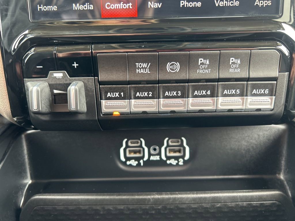 Used 2023 RAM 2500 Laramie image 32