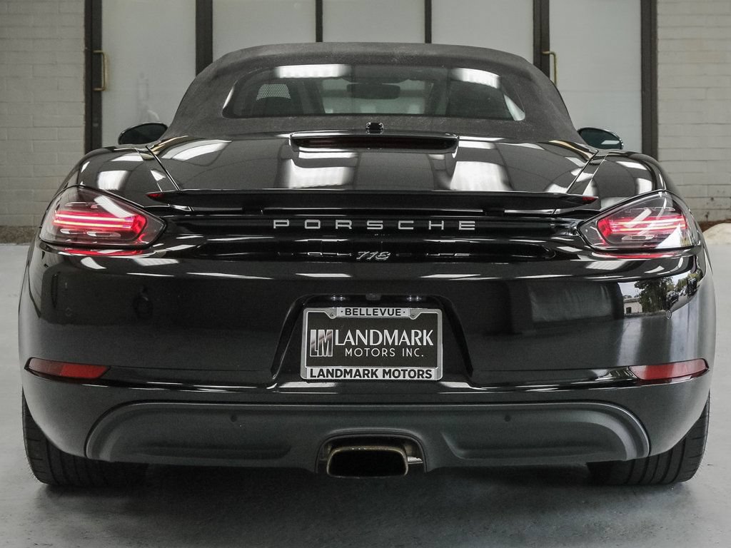Used 2018 Porsche 718 Boxster RWD image 23
