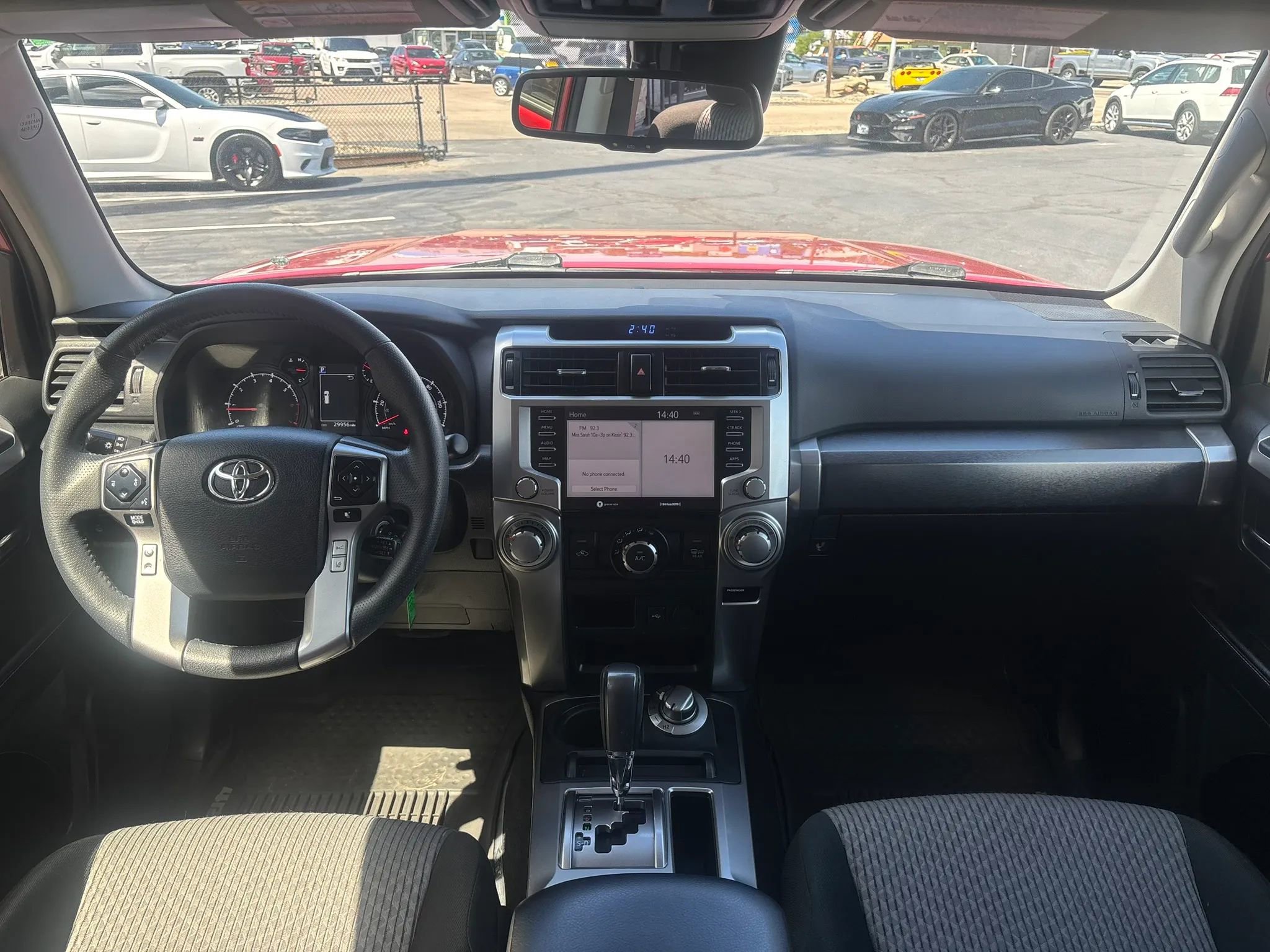 Used 2020 Toyota 4Runner SR5 AWD/4WD image 10