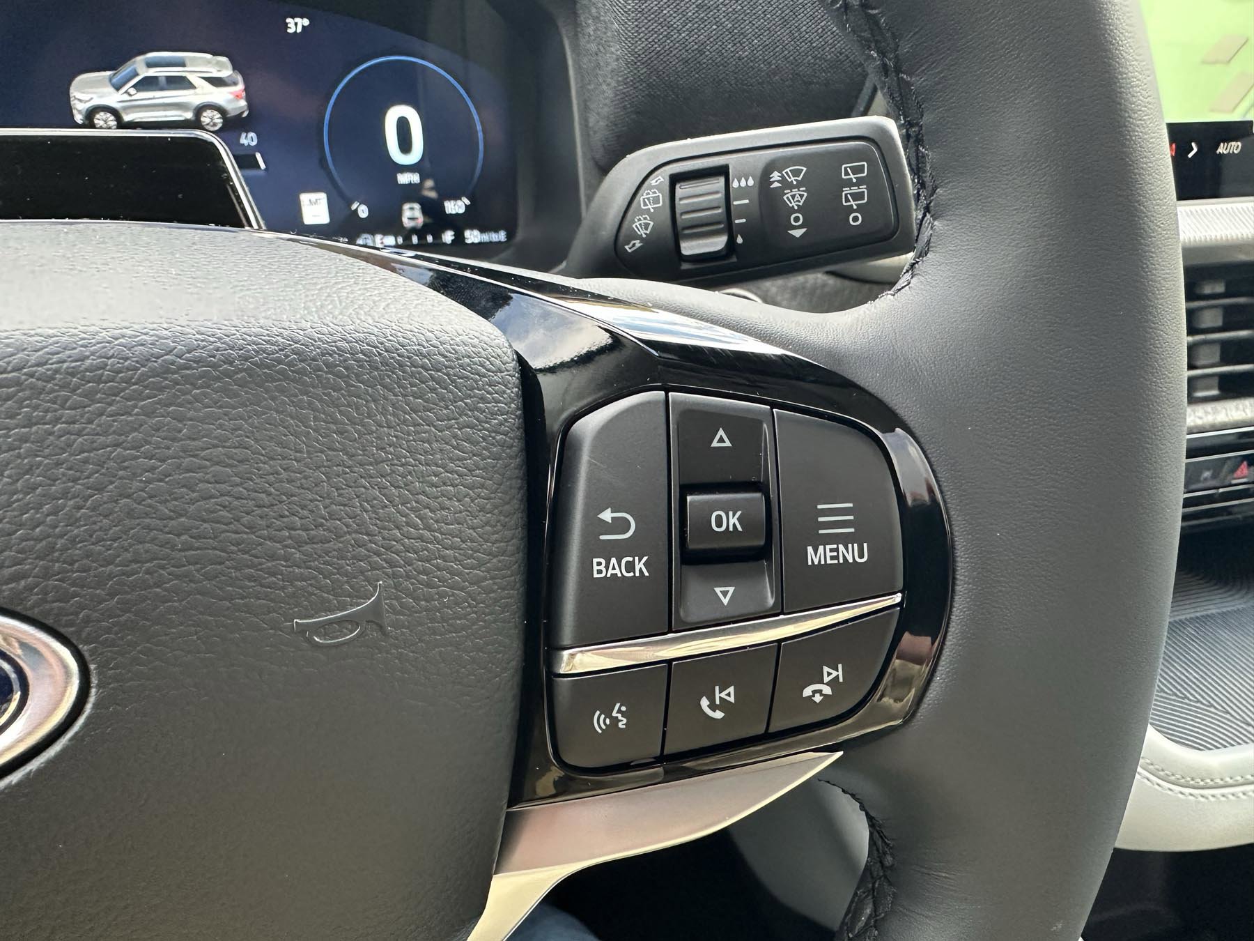 New 2026 Ford Explorer Platinum w/ LUX Leather Package image 27