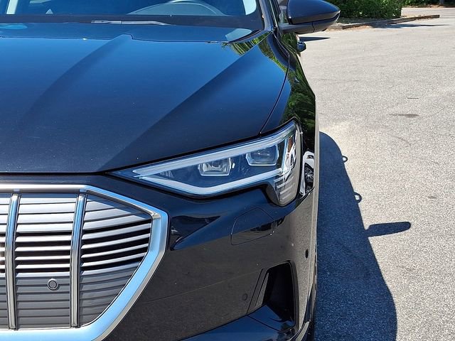 Used 2019 Audi e-tron Premium Plus AWD/4WD image 11